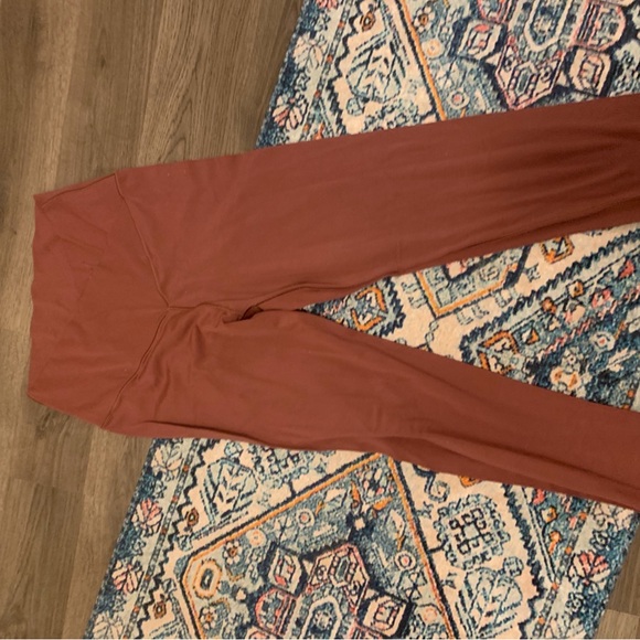 pink aerie leggings - Picture 2 of 3